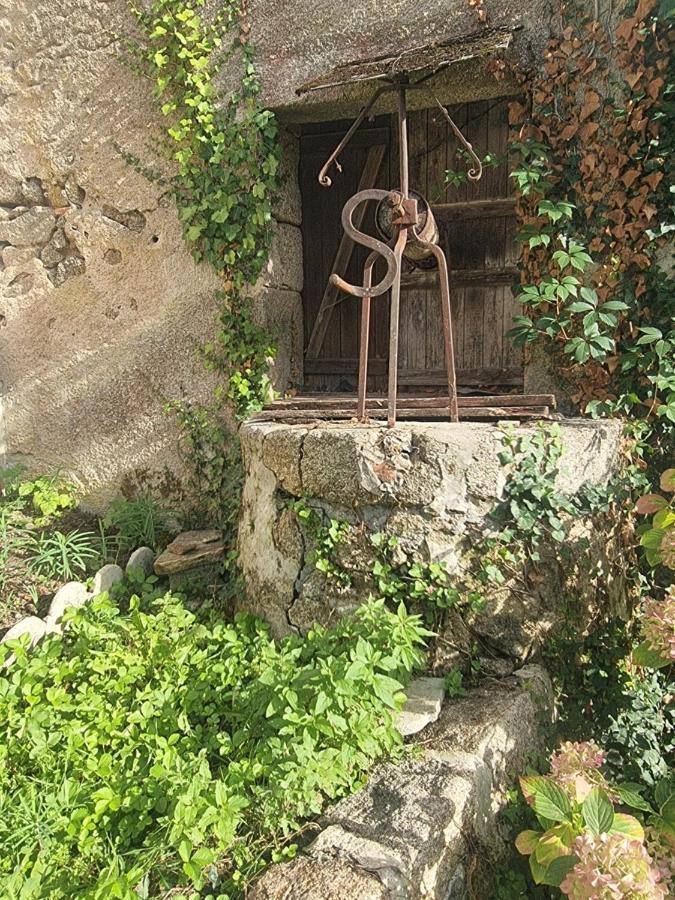 L'Atrium Bed and Breakfast Piégut-Pluviers Exterior foto